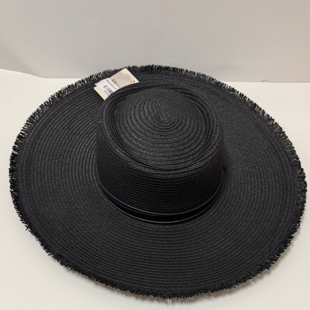 Women’s Black Wide Brim Straw Sun Hat with Frayed Edge